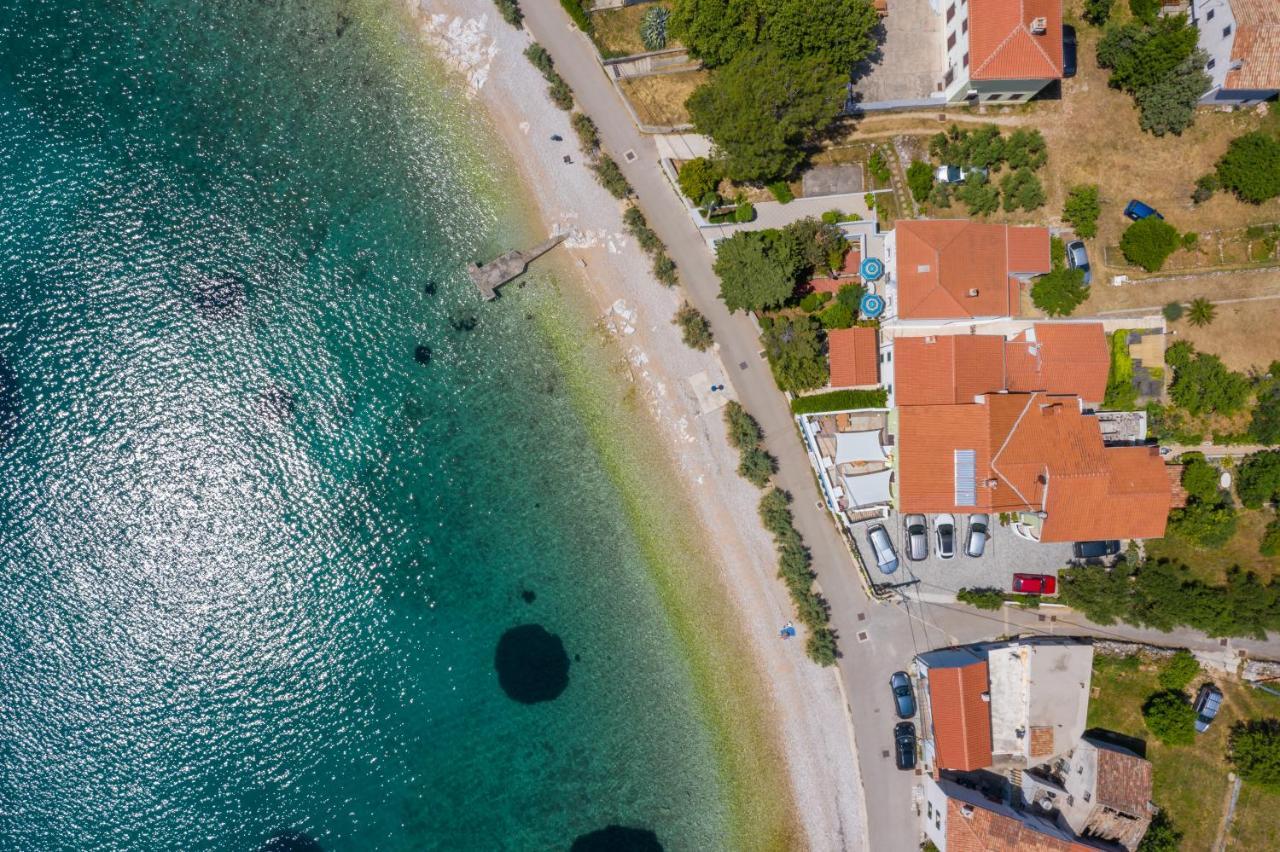 Apartmani Noris Martinšćica Eksteriør bilde